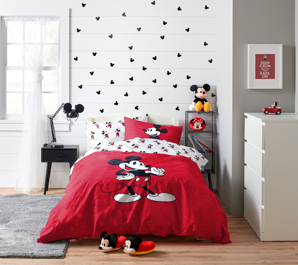 Saturday Park Disney Mickey Mouse Classic 100 Organic Cotton Bed Set