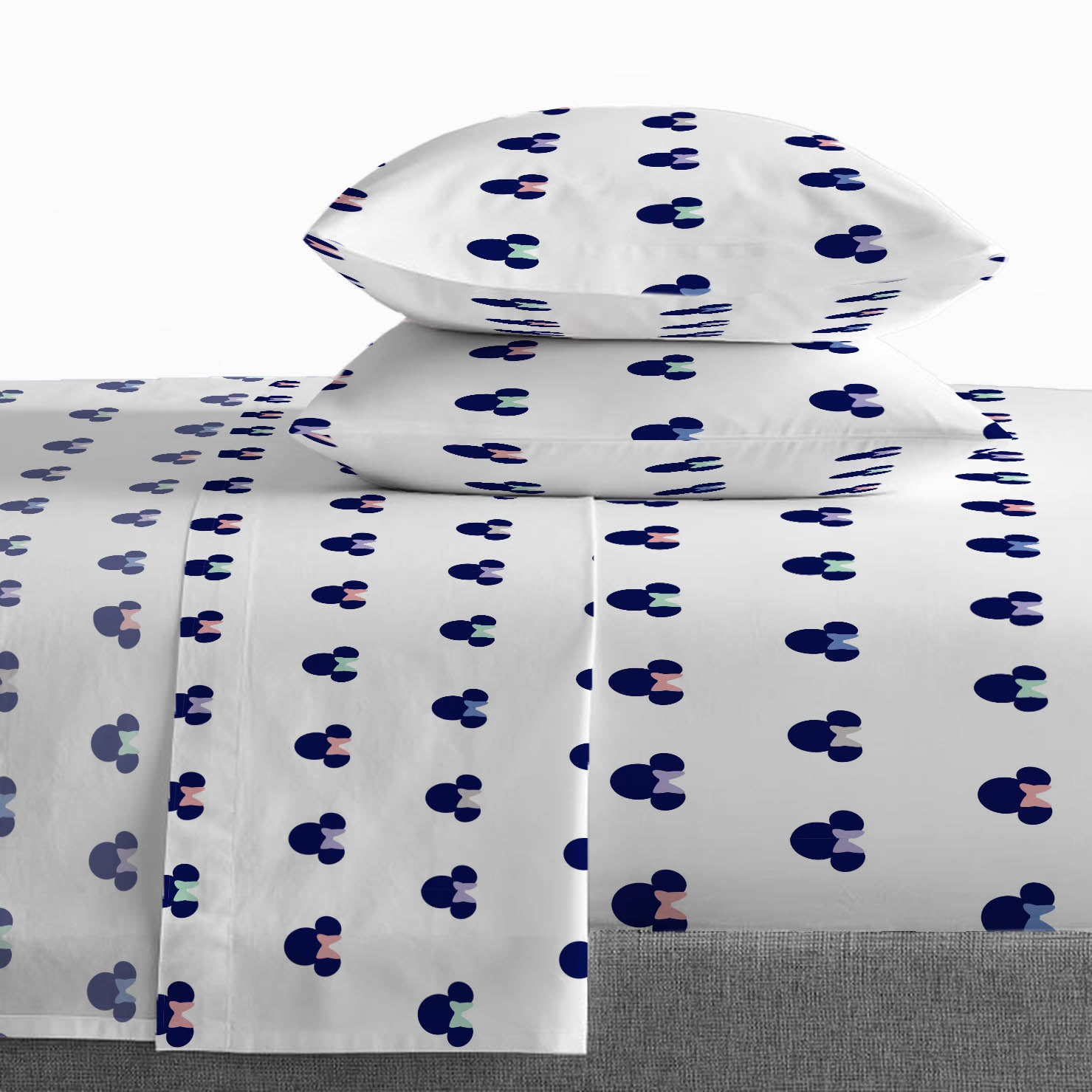 Saturday Park Disney Minnie Mouse Dreaming of Dots 100% Organic Cotton Sheet Set
